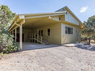 40 Bobcat Hill Rd, Sandia Park, NM 87047