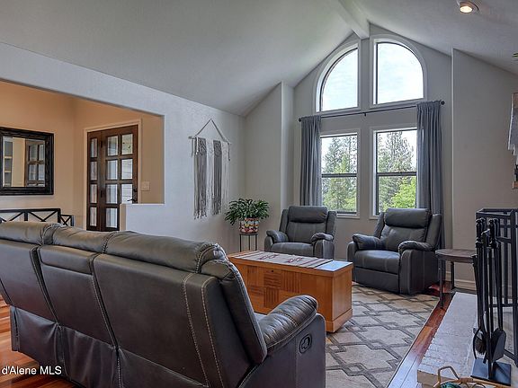 5th image of 2016 E Packsaddle Dr