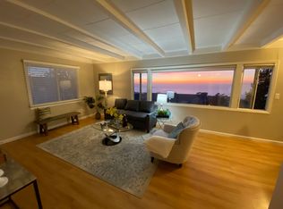 555 Manor Dr, Pacifica, CA 94044