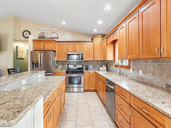 5th image of 518 Midway DRIVE