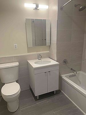 5th image of 25-21 43rd Ave #502
