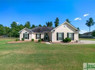 165 Abigail Cir, Ellabell, GA 31308