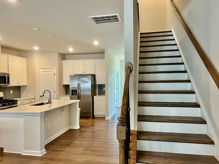 13936 Castle Nook Dr — Photo 9
