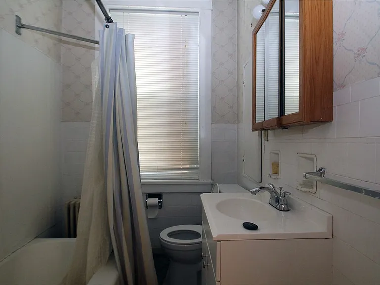 368 S Evaline St #1 — Photo 6