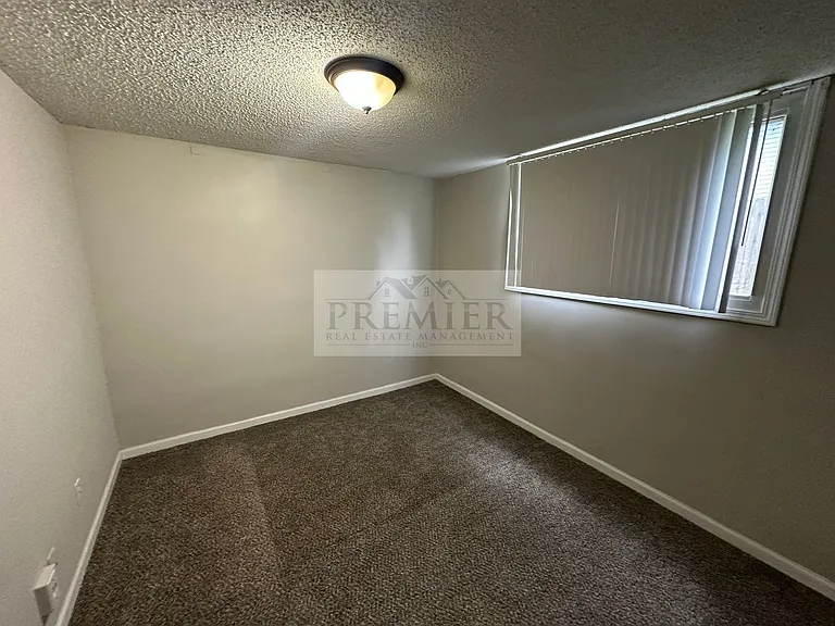 730 N Aztec Dr — Photo 17