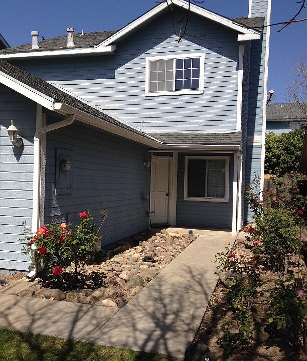 Exterior_03272014
