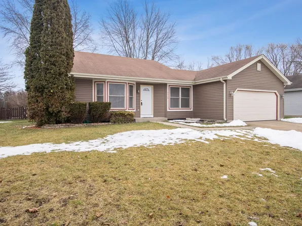 1616 N Leonard Ave, McHenry, IL 60050