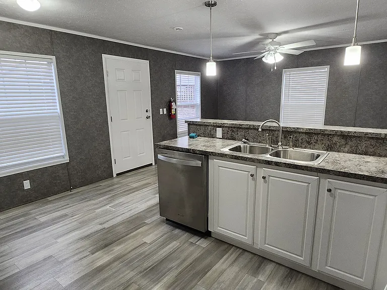 1301 Devils Glen Rd #28 — Photo 1