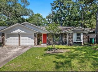 8 Early Dawn Ct, Spring, TX 77381