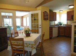 33 Apache Dr, Westerly, RI 02891