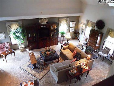 3rd image of 21 Greystone #C