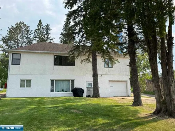 417 1st St NW, Chisholm, MN 55719
