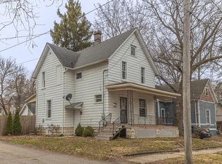 1309 Benton St, Rockford, IL 61107