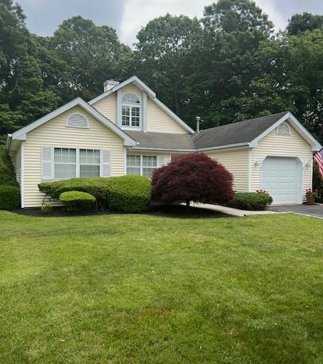 1st image of 23 Saddlebrook Court