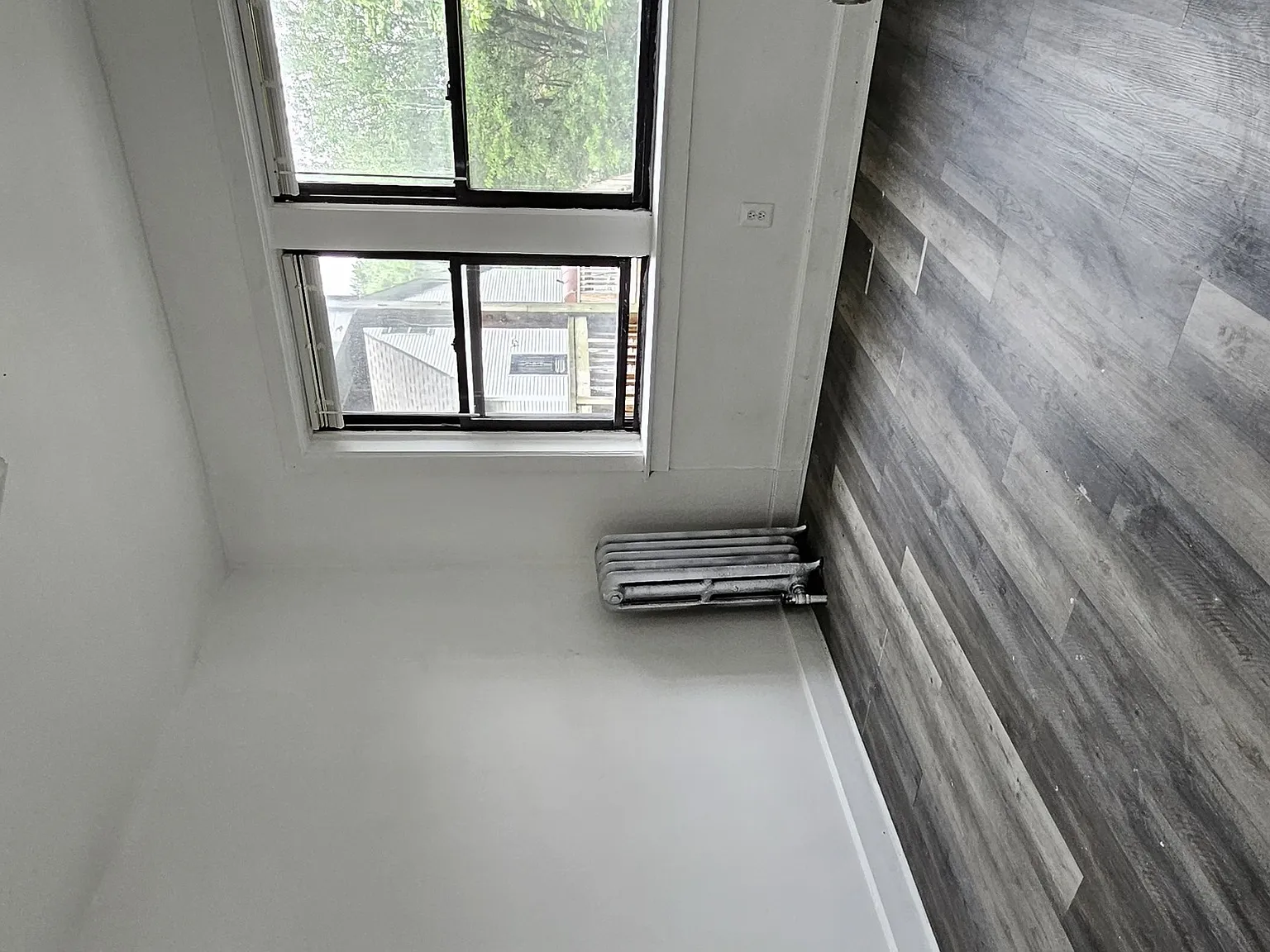 2 bed, $1,400 — Photo 3