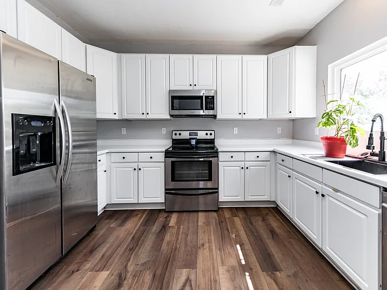 4335 Brush Creek Rd — Photo 21
