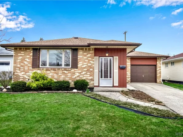 60 Brentwood Dr, Cheektowaga, NY 14227