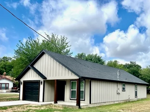 711 S Daugherty, Eastland, TX 76448