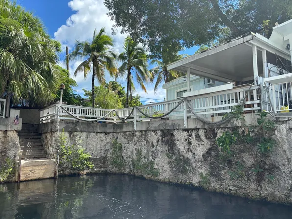 101 1st Ct, Key Largo, FL 33037