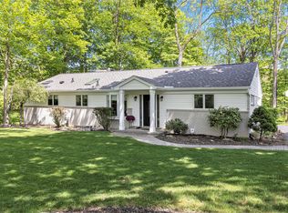 26740 La Muera St, Farmington Hills, MI