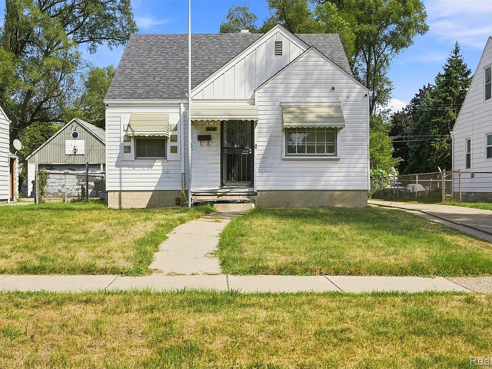 1st image of 20192 Goddard St