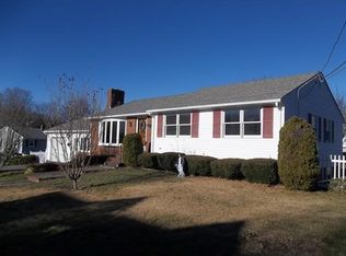 9 Lyons St, Haverhill, MA 01832
