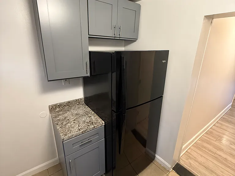 2040 N Darien St — Photo 10