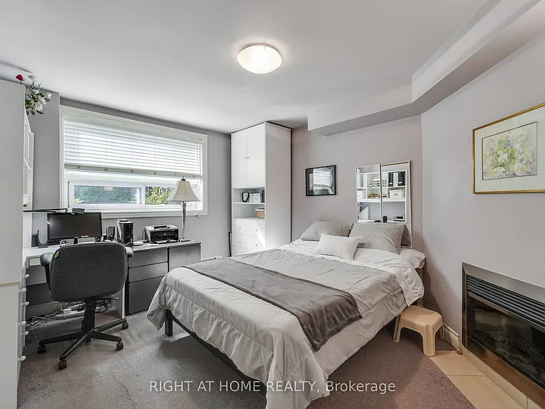 25 Clarendon Ave — Photo 27