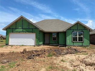 1924 Timber Dale Dr, Shawnee, OK 74804