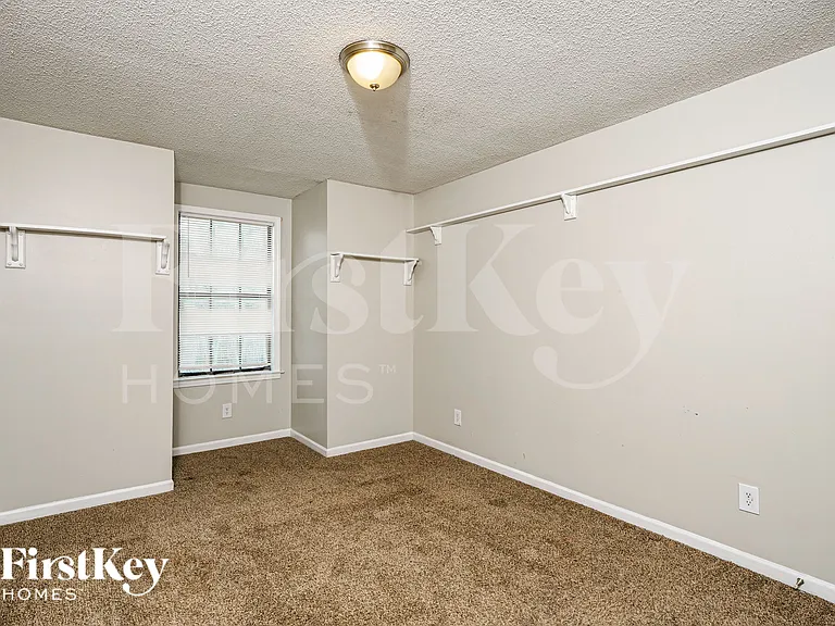 3758 Rippling Creek Ln — Photo 13