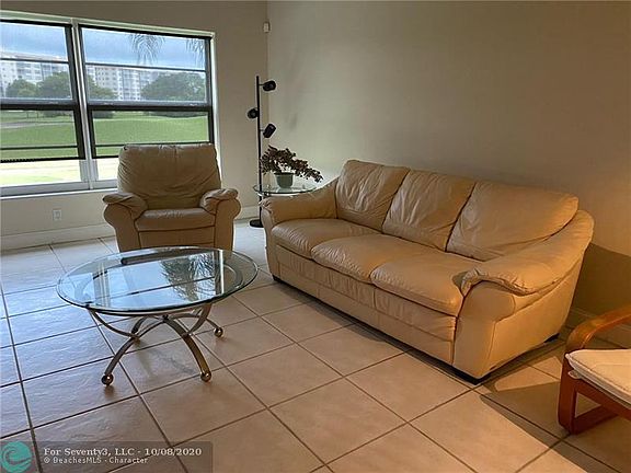 4th image of 2900 N Palm Aire Dr APT 206