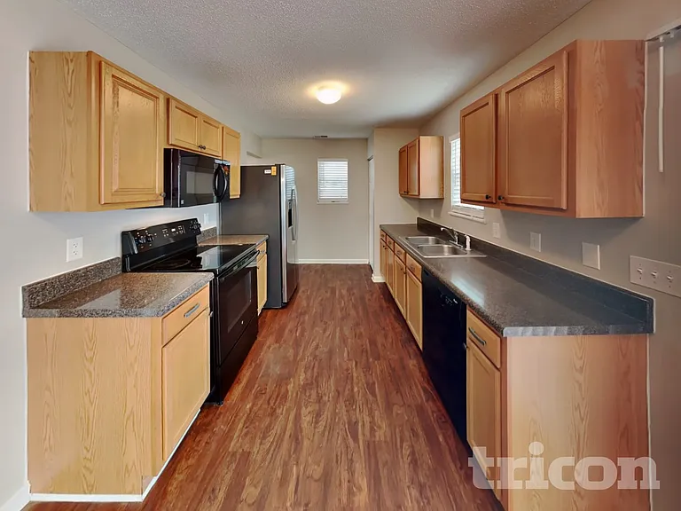 308 Fox Trot Dr — Photo 7