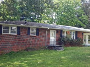201 Crosby Dr, Dickson, TN 37055