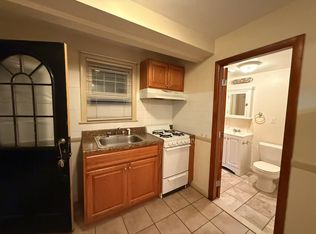 102 Central St #R, Waltham, MA 02453