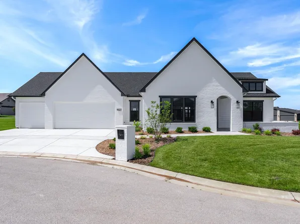 4622 W Emerald Bay Ct, Wichita, KS 67205