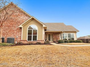 310 Sweetwater Dr, Pearl, MS 39208