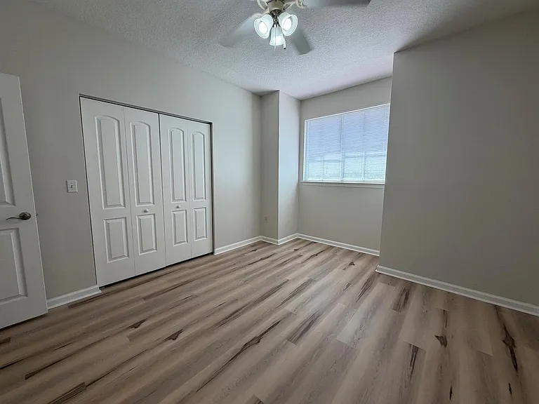 2052 Alta Meadows Ln #2205 — Photo 26