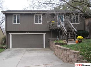 8123 Read St, Omaha, NE 68122
