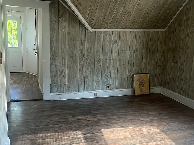 23 Highland Ave — Photo 9
