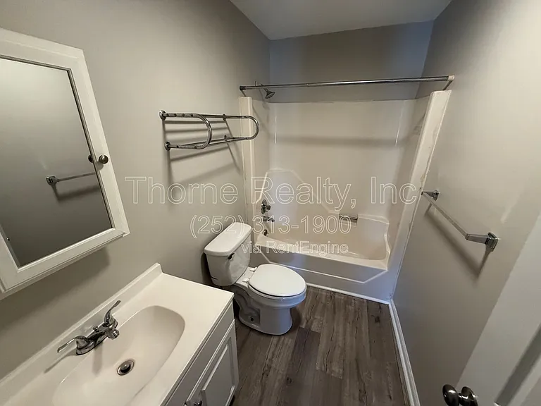 520 Keen St #B — Photo 11
