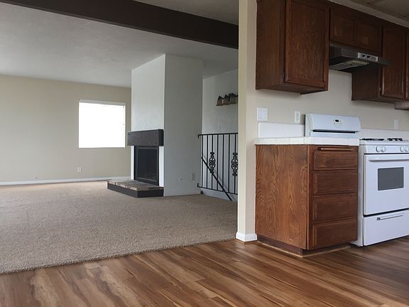 Living room, dining room & kitchen