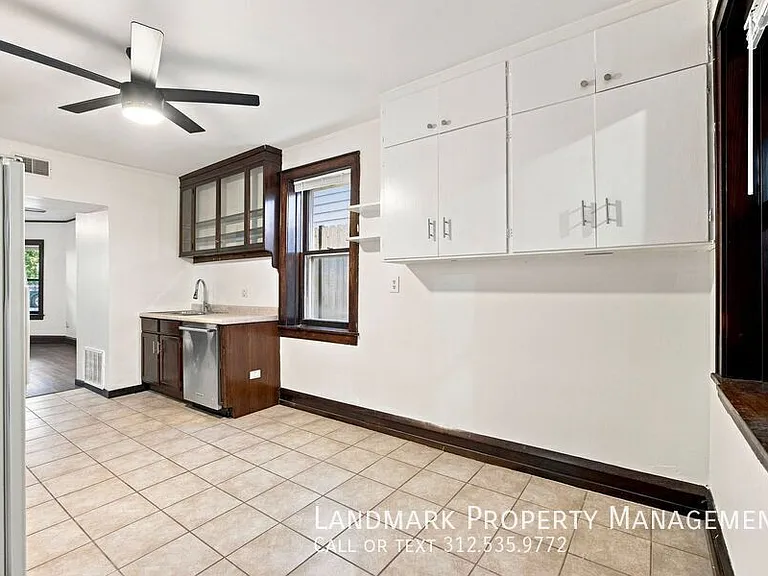 2962 N Allen Ave #B — Photo 6