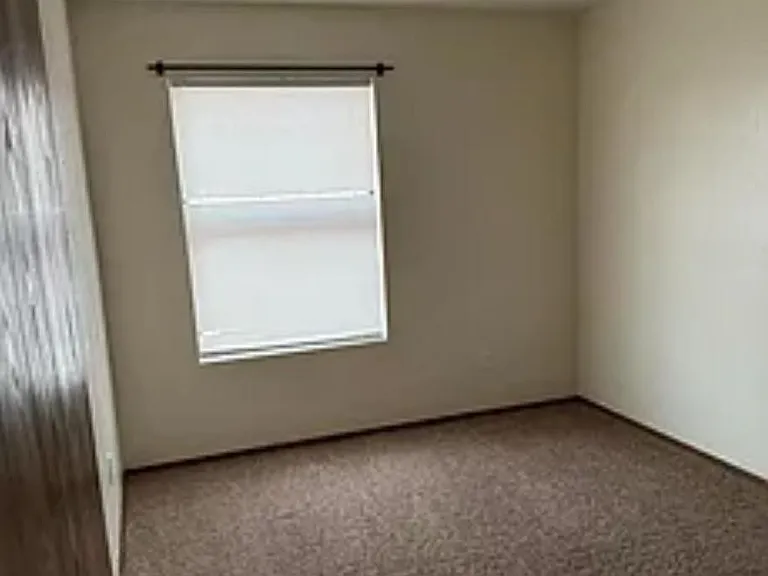 2190 Bex St — Photo 5