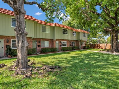 16 NE 20th Court #B8, Fort Lauderdale, FL, 33305