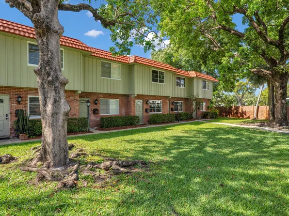 16 NE 20th Court #B8, Wilton Manors, FL 33311