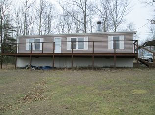 9 Knobs Rd., Union, WV 24983