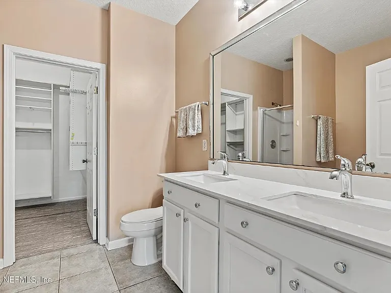 12301 Kernan Forest Blvd — Photo 17