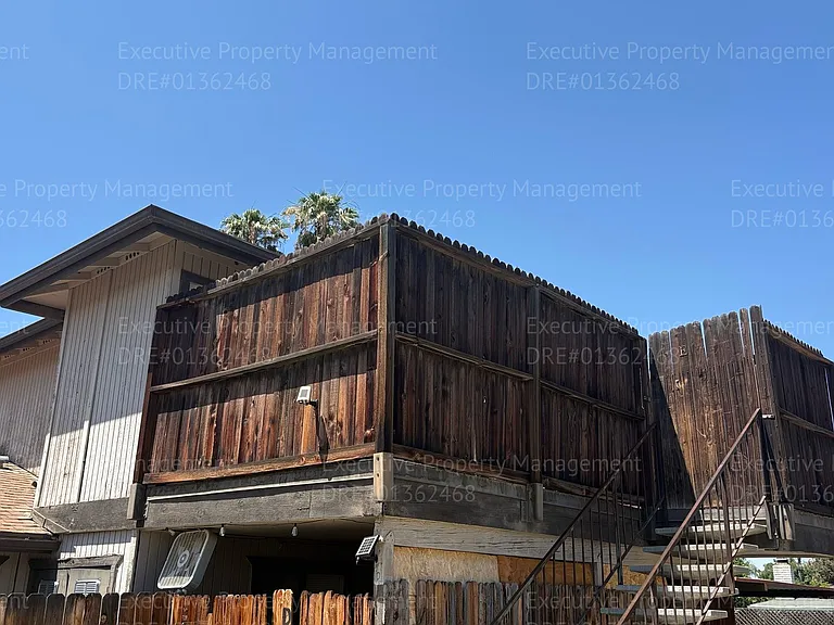 2812 N Half Moon Dr — Photo 4