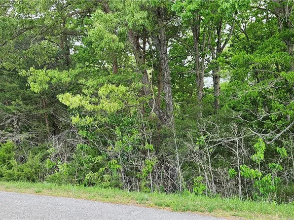 10-1 Good Hope Rd, Crewe, VA 23930