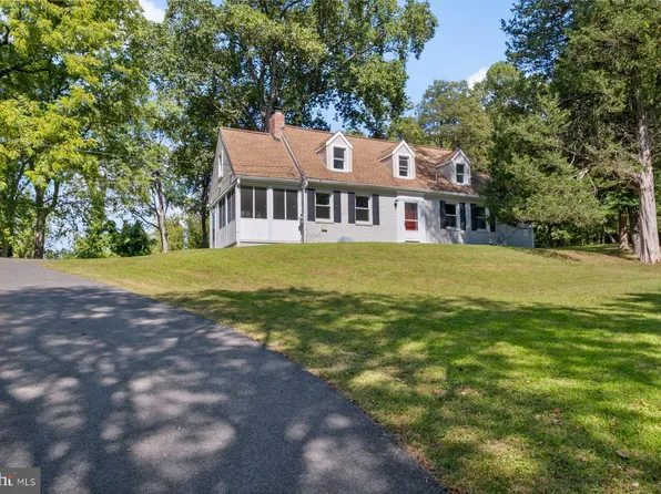 3110 Old Largo Rd, Upper Marlboro, MD 20772